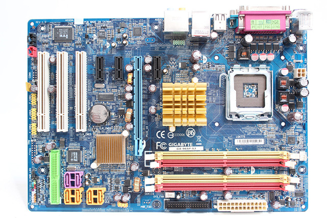 GIGABYTE GA-965P-S3 LGA 775 Intel P965 Express ATX Intel Motherb - zum Schließen ins Bild klicken